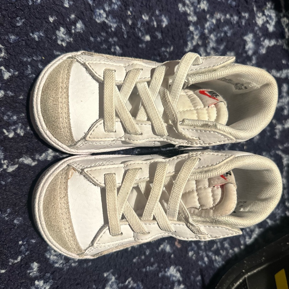 Nike Kids White and Tan Sneakers
